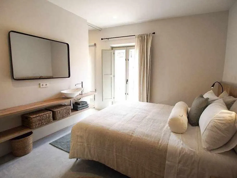 Velo Vern 3 Luxury Penthouse W Views Of City Wall Girona Apartmán